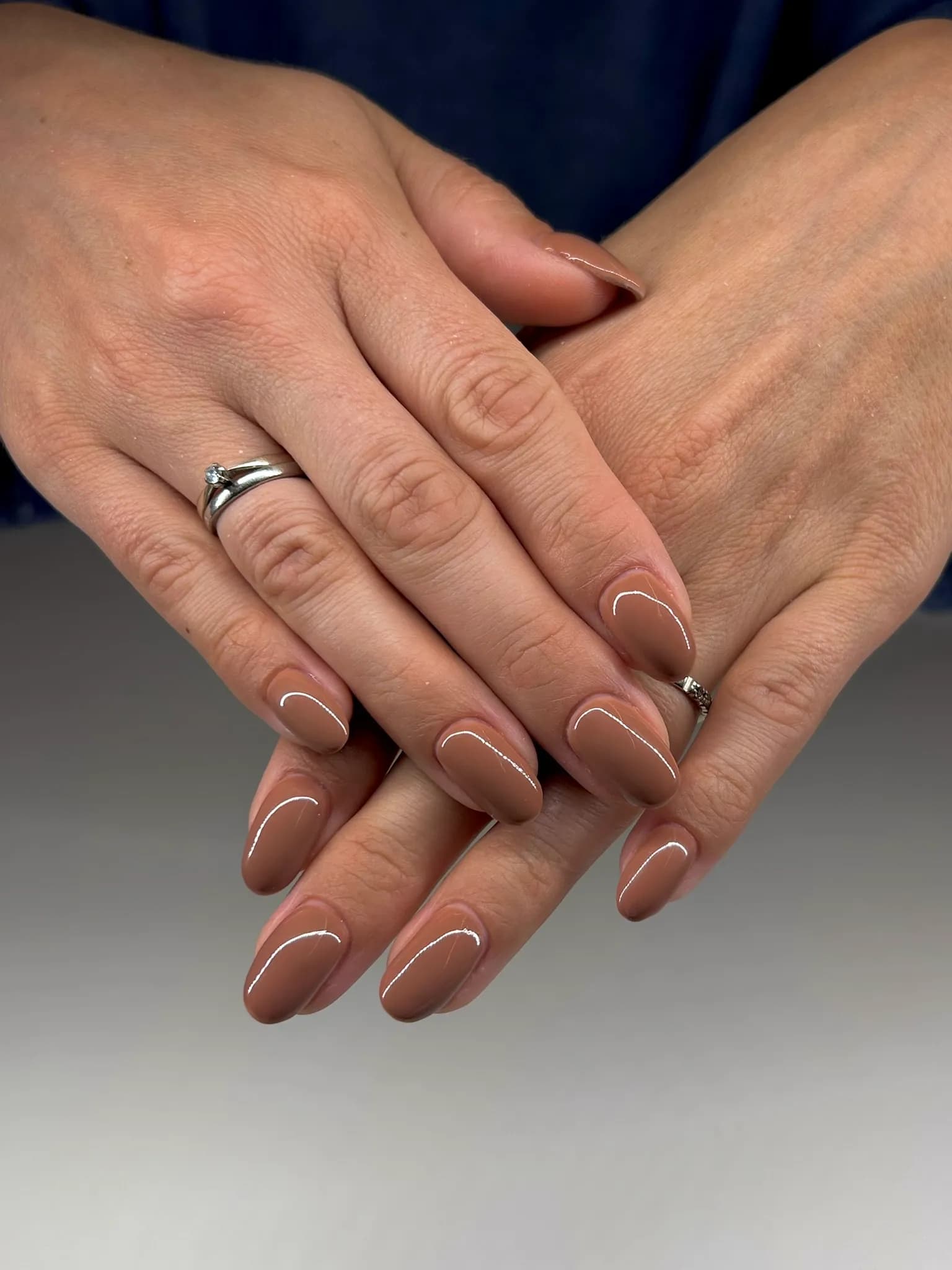 V Nails and Beauty